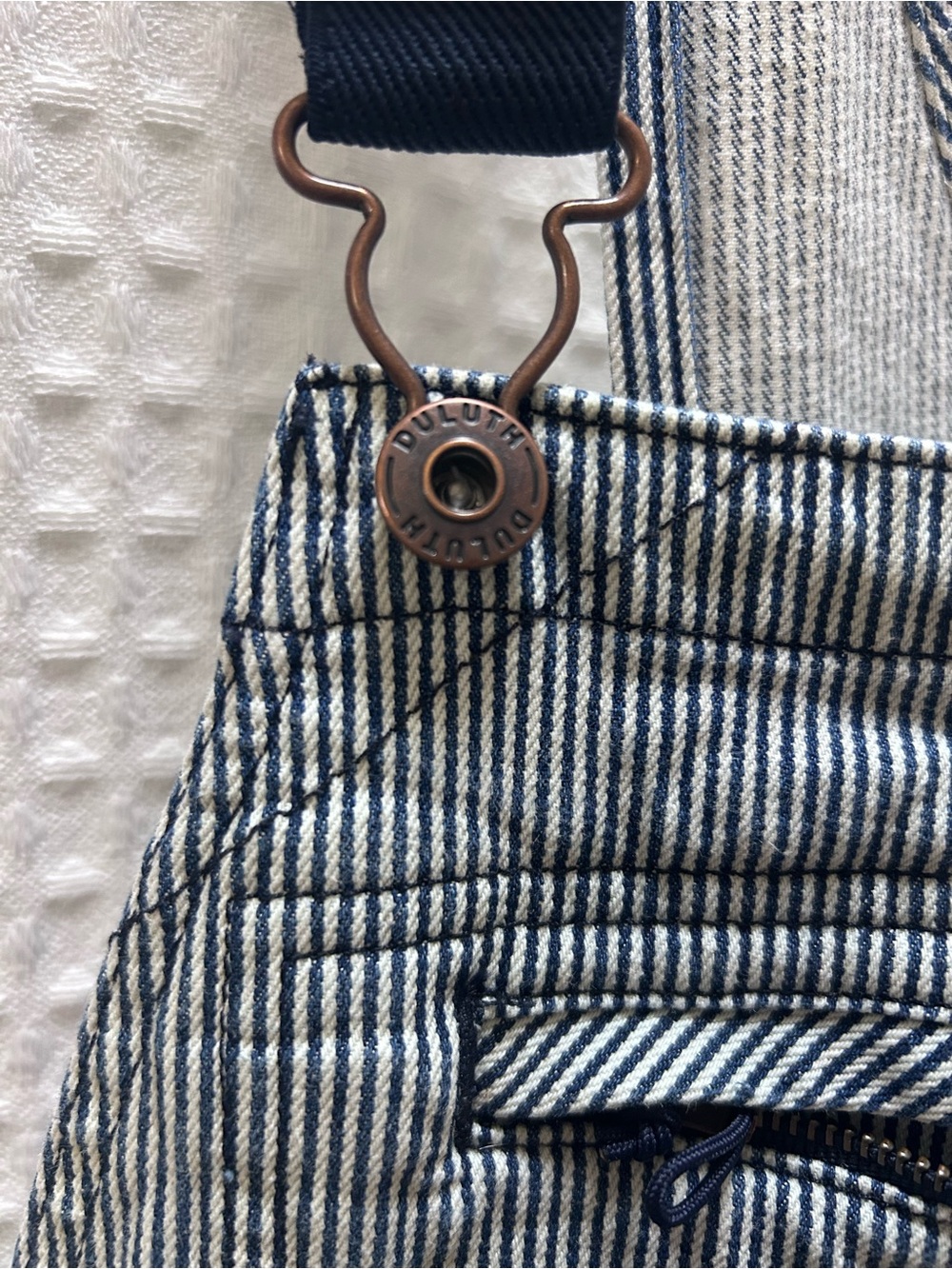 Duluth Trading Company Women's Navy Blue Pinstripe Dungarees-overalls, Medium - Picture 4 of 5
